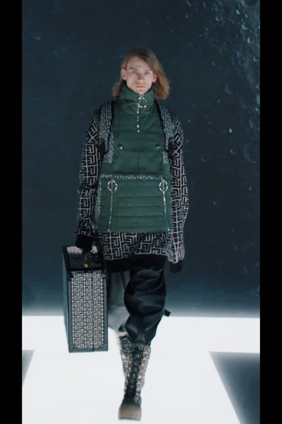 Look 14